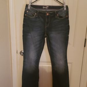 Womens Wrangler Boot cut 11/12x32